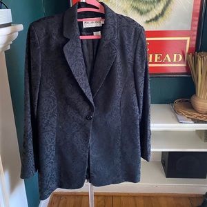 Blazer with shoulder pads